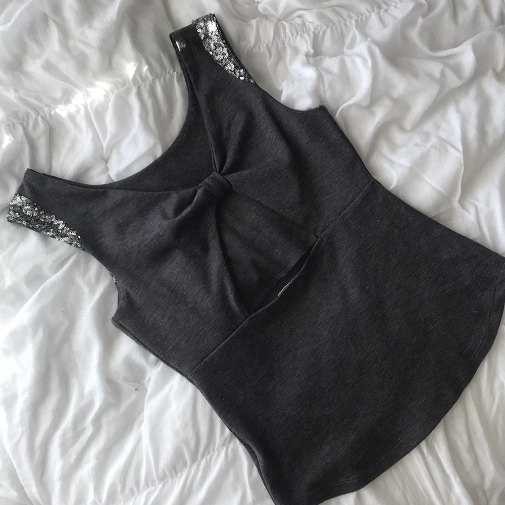 Gray Tank w/ open back Bow Size Small